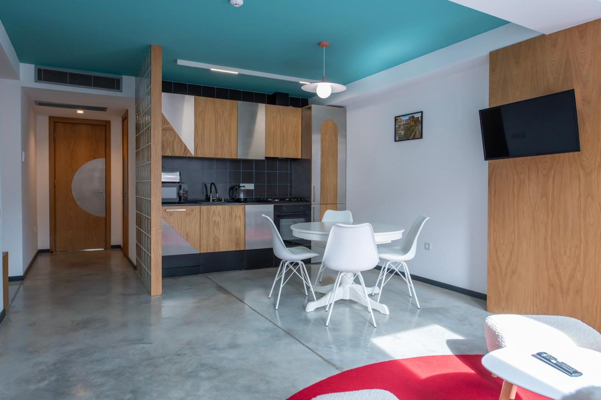 Serviced Designed Apartments By Urban Hotels 17 Τυφλίδα Εξωτερικό φωτογραφία