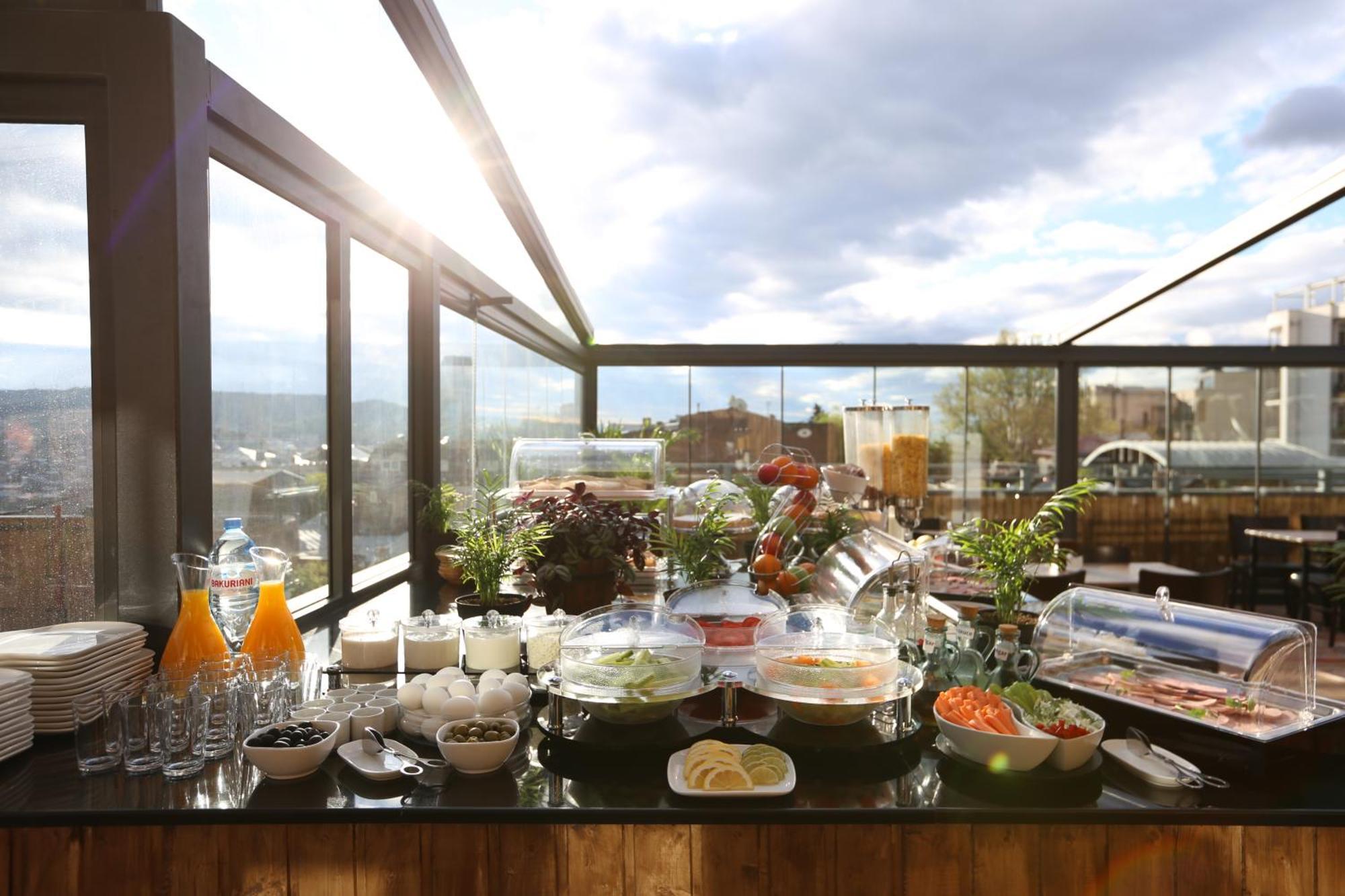 Serviced Designed Apartments By Urban Hotels 17 Τυφλίδα Εξωτερικό φωτογραφία